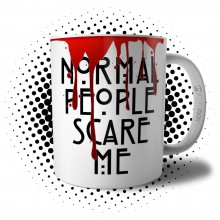 Caneca Normal People Scare Me Horror Story Série